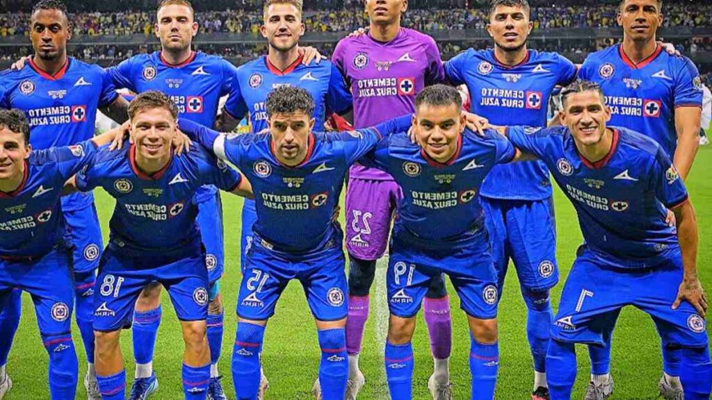Cruz Azul Beats Chivas Away From Home to Reach the Liga MX Final
